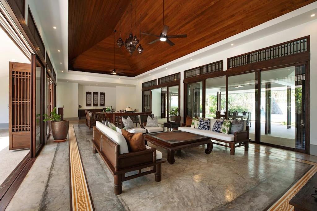 Traditional Elegance, Baan Suan Villa Ban Bang Lam Exterior foto